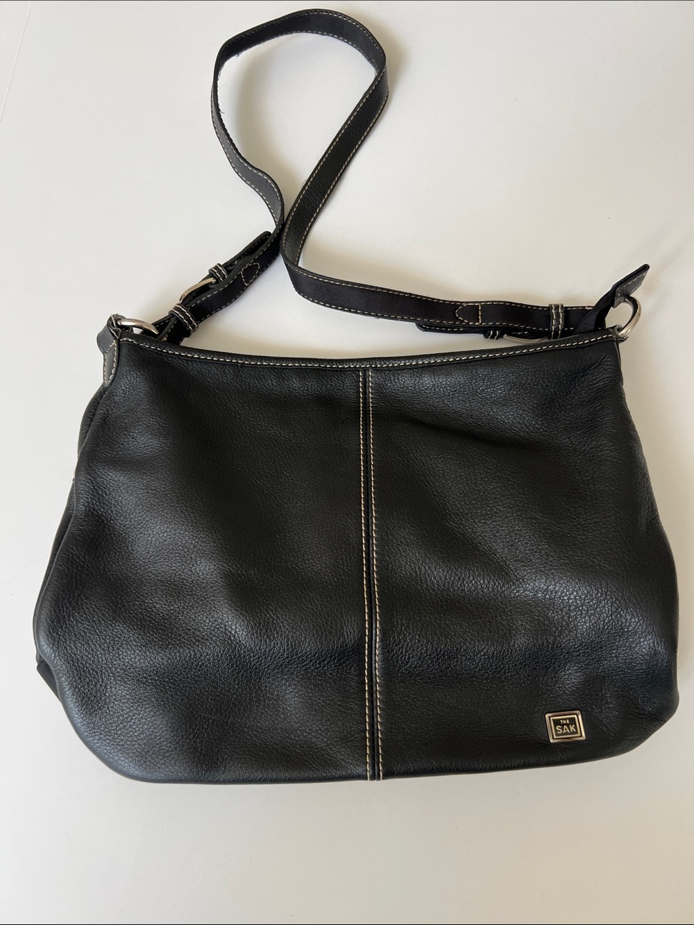 The Sak Black Leather Shoulder Bag with Contrast Stitching Vintage Leather